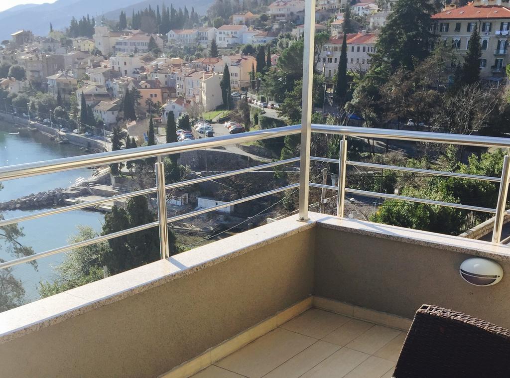 Villa Dinka Vip Apartmani Opatija Værelse billede